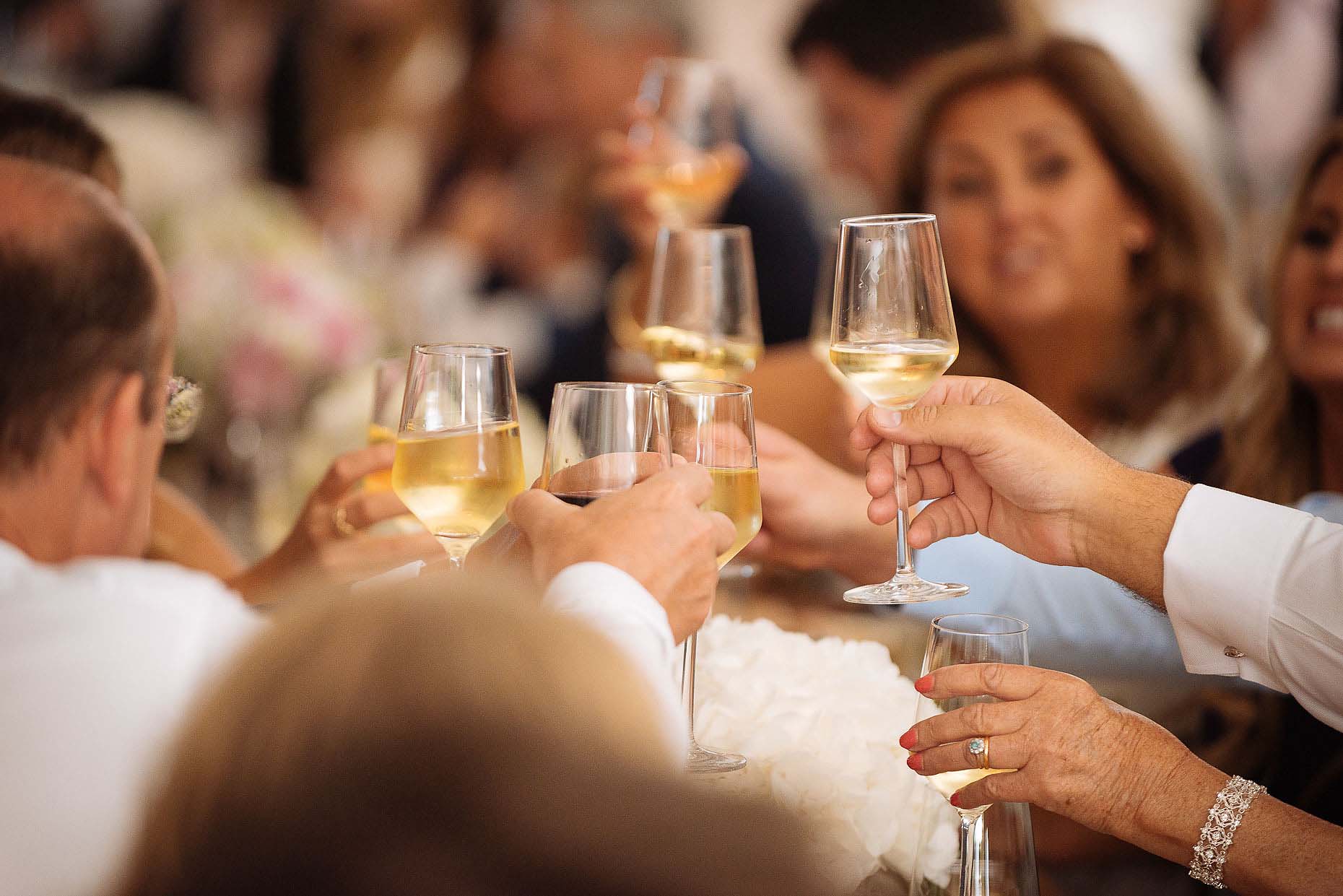 toast-wedding-champagne-details-flutes-glass-reception-20