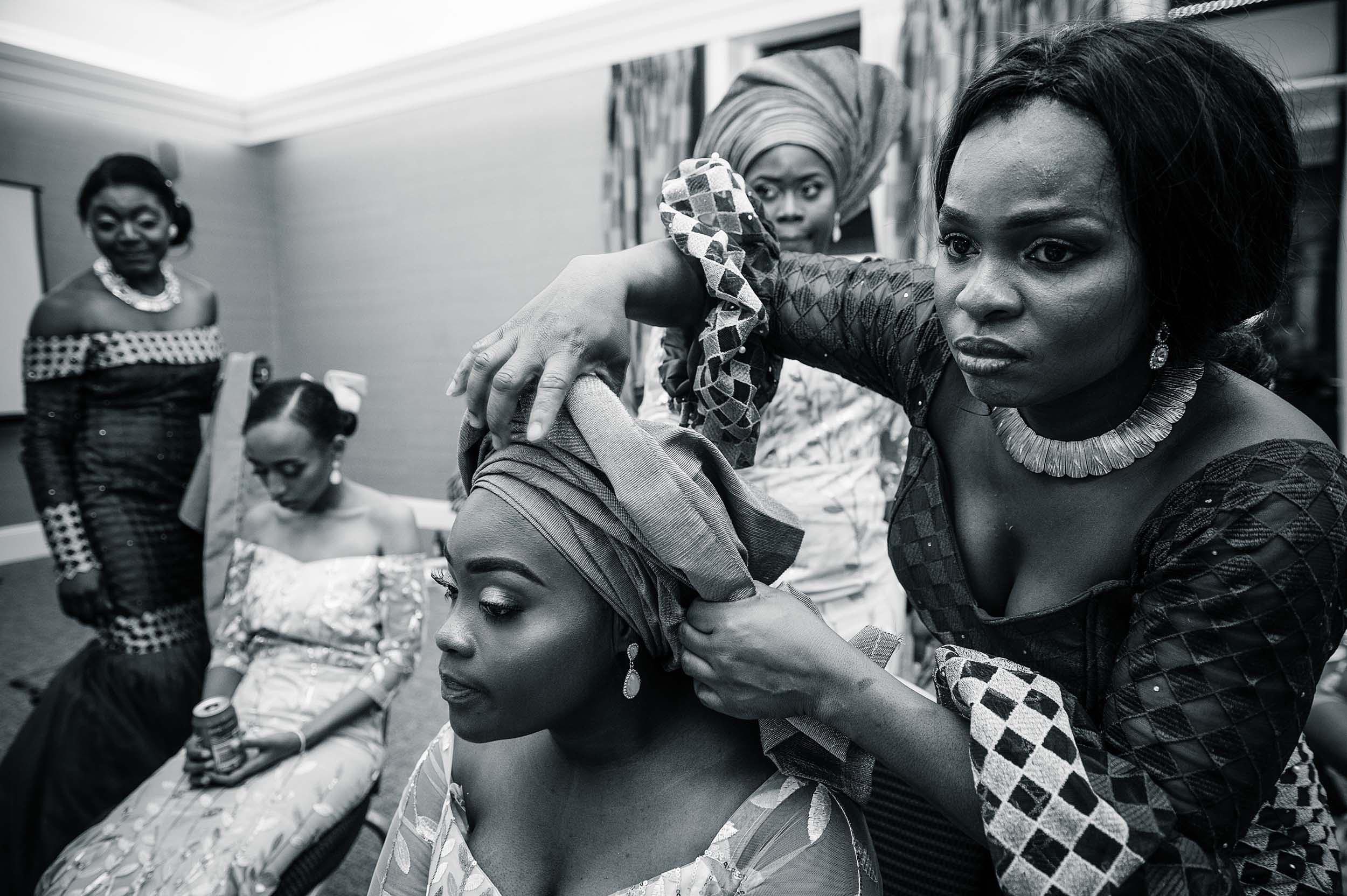 traditional-african-wedding-reception-makeup-girls-reportage-photographer